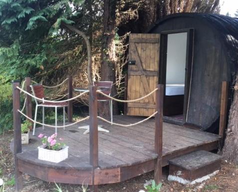 Charming 2-Bed Cabin In Domfront-En-Poiraie Perrou Exterior photo